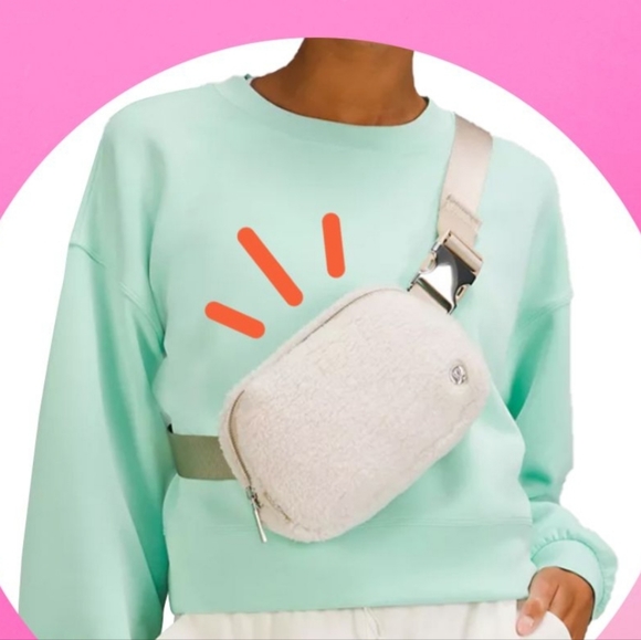 Lululemon Everywhere Fleece Belt Bag (Light Ivory) - Picture 13 of 13